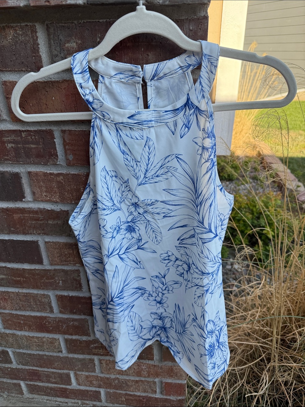 Cupshe Ladies S Blue & White Floral High Neck Sleeveless Blouse~pls read!
